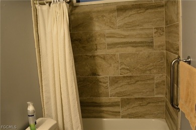 Seller Motivated Price just reduced! Welcome to your New Home in - photo 9