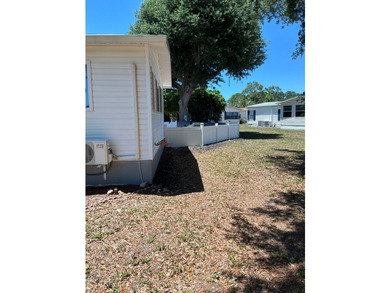 Leased Land Welcomes you to Pine Lakes! This large split-bedroom - photo 41