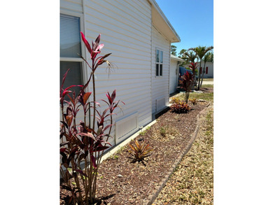 Leased Land Welcomes you to Pine Lakes! This large split-bedroom - photo 45