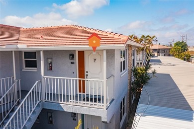 Direct Gulf access 2 bed 2 bath waterfront condo in a quiet and - photo 3