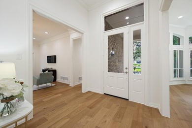 Fully Updated Custom Home in the highly desireable Prestonwood - photo 4