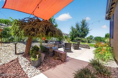 Beautifully maintained home in desirable Southwest Vistas with a - photo 3
