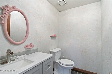 PRICE IMPROVEMENT! Now offered at $999,999! Stunning all-brick - photo 10
