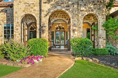 Just beyond the gates in Heath's most established luxury home - photo 4