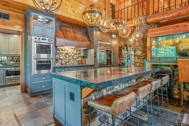 A rare opportunity to own one of East Texas' most extraordinary - photo 7
