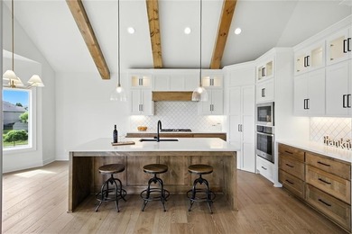 This is The Chateau, where luxury meets comfort. It's the dream - photo 10
