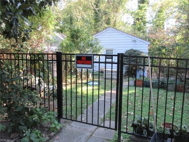 Real Estate Auction, Price at Reserve Number, City Assessment is - photo 4