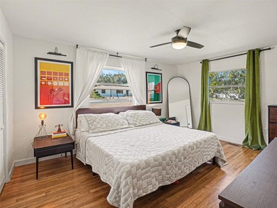 Located less than five minutes from the heart of downtown Mount - photo 14