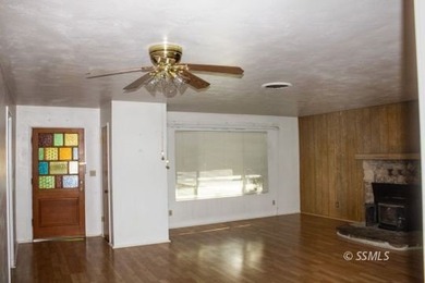Welcome to this cozy, well-cared-for 2-bedroom, 2-bath home - photo 5