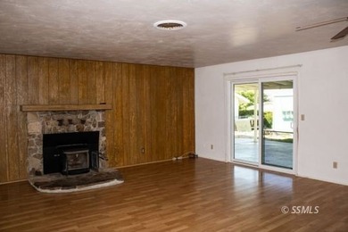 Welcome to this cozy, well-cared-for 2-bedroom, 2-bath home - photo 6