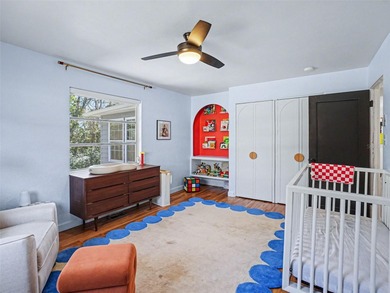 Located less than five minutes from the heart of downtown Mount - photo 18