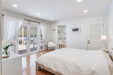 Captivating ?Ocean and Catalina Island views await you in this - photo 19
