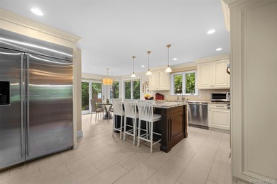 Wonderful Center Hall Colonial Located In The Desirable - photo 10