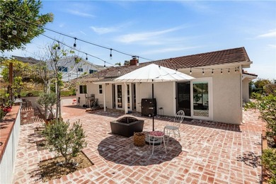 Captivating ?Ocean and Catalina Island views await you in this - photo 25