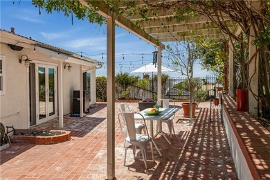 Captivating ?Ocean and Catalina Island views await you in this - photo 34