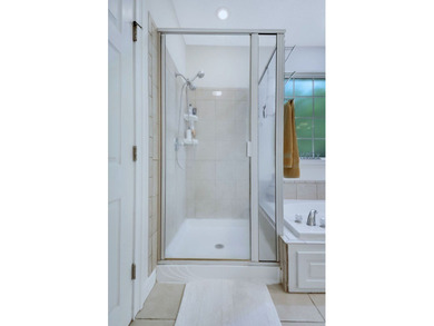 This lovely one level home has so much to offer its' new owners - photo 38