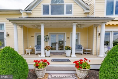 An exceptional waterfront-community home in the highly - photo 3