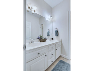 This lovely one level home has so much to offer its' new owners - photo 48