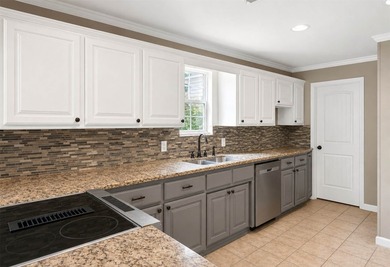 Wake up each morning to peaceful views of lake Bonham from your - photo 8