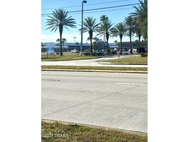 Well-known landmark, the Clock Tower Plaza is being offered for - photo 2