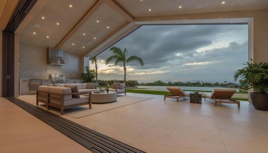 NEXT LEVEL LUXURY . . . The Crown Jewel of Wailea Golf Estates - photo 4