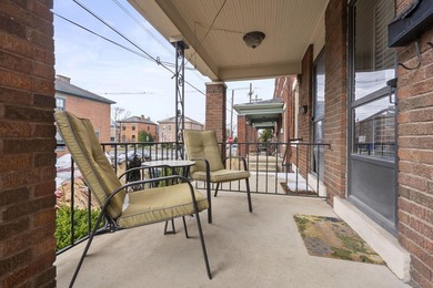 On a quaint street within the Brewery District, 44 W Kossuth - photo 3
