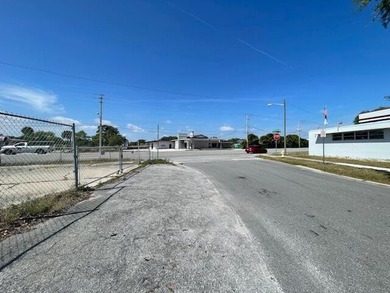 Back on market-buyer financing fell through. This 1-acre site - photo 8