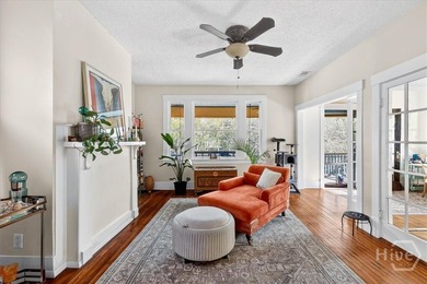 Located in Savannah's Victorian District and just a short stroll - photo 11