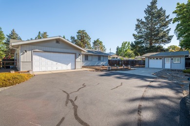 Rogue River Home For Sale in Grants Pass Oregon