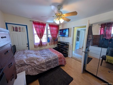 Welcome to this well maintained 5-bedroom, 2-bathroom home in - photo 14