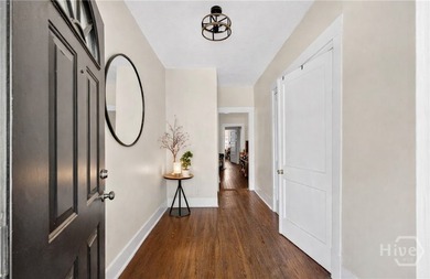 Located in Savannah's Victorian District and just a short stroll - photo 21