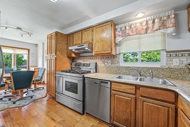 Get ready to move right into this beautifully maintained 2-story - photo 8