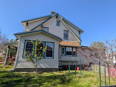 Welcome to this well maintained 5-bedroom, 2-bathroom home in - photo 35