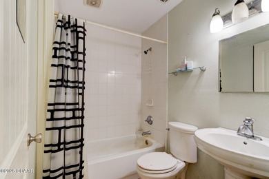 TWO HOMES - ONE PROPERTY sitting on just over an acre! 4 Bed 3 - photo 36