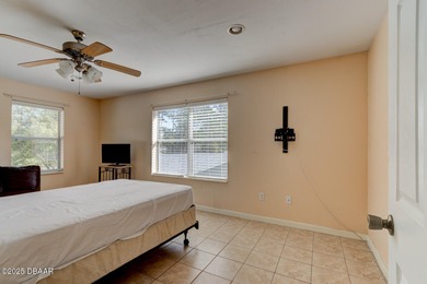 TWO HOMES - ONE PROPERTY sitting on just over an acre! 4 Bed 3 - photo 38
