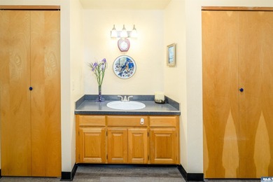 This property is perfect for those with hobbies - from - photo 40