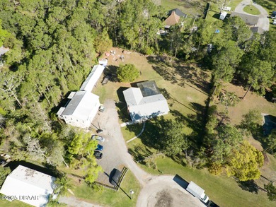 TWO HOMES - ONE PROPERTY sitting on just over an acre! 4 Bed 3 - photo 47