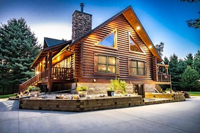 Former owner has relocated-immediately available. Custom Meadow - photo 2