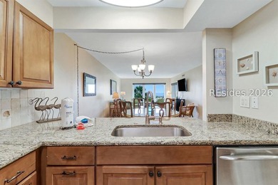 This lovely villa offers breathtaking, direct oceanfront views - photo 8