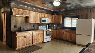 Attention outdoor enthusiasts! This is the property you've been - photo 22