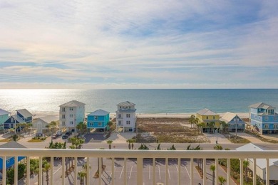 Welcome to Sanibel, where coastal luxury and convenience meet in - photo 3