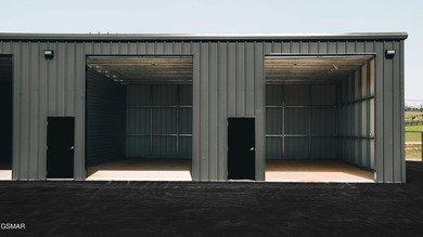 Newly built self-storage facility in the Jefferson City market - photo 24