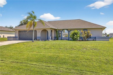Cape Coral Lakes Area Home For Sale in Cape Coral Florida