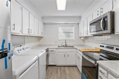 Completely renovated and ideally located, this stunning - photo 7