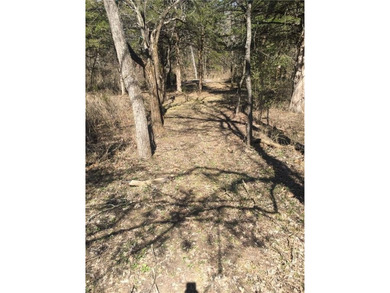 Sugar Valley Lake Lot For Sale in Mound City Kansas