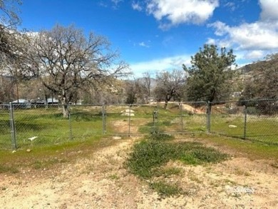 This is a great location !! Two Party Well Share, Power & Septic - photo 4
