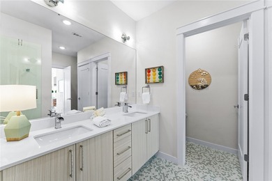 Crafted by acclaimed architect Jay Corder, this striking - photo 17