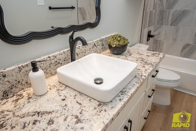 Like-new Bentwood Country Club home featuring 3 bedrooms, 2 - photo 35