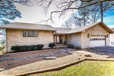 Lake Home Off Market in Fairfield Bay, Arkansas