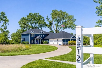 Imagine a private waterfront lifestyle immersed in nature, where - photo 3
